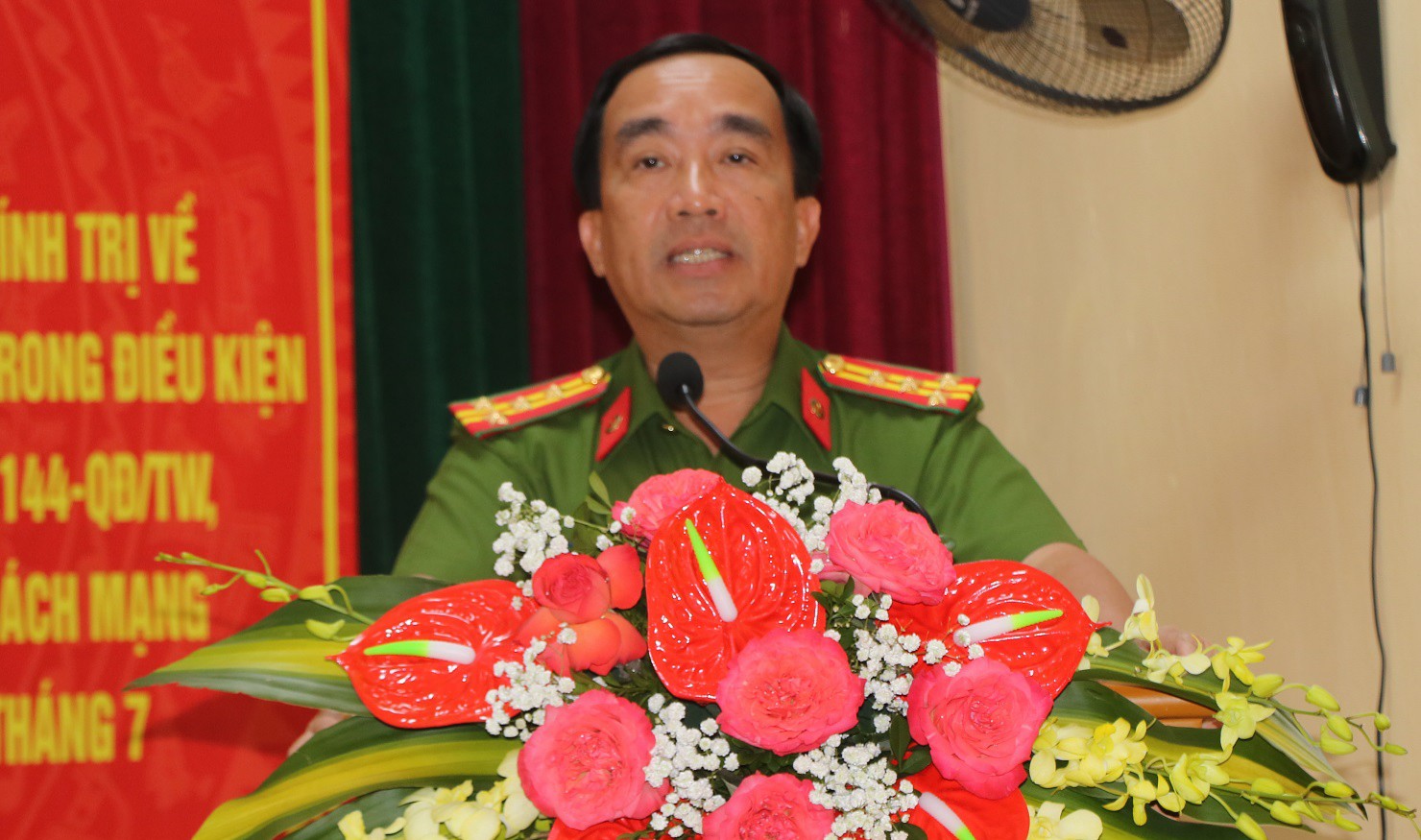 Đảng uỷ Phòng Cảnh sát cơ động CATP: Quán triệt, triển khai các kết luận, nghị quyết của Đảng; sinh hoạt Chuyên đề tháng 7/2024